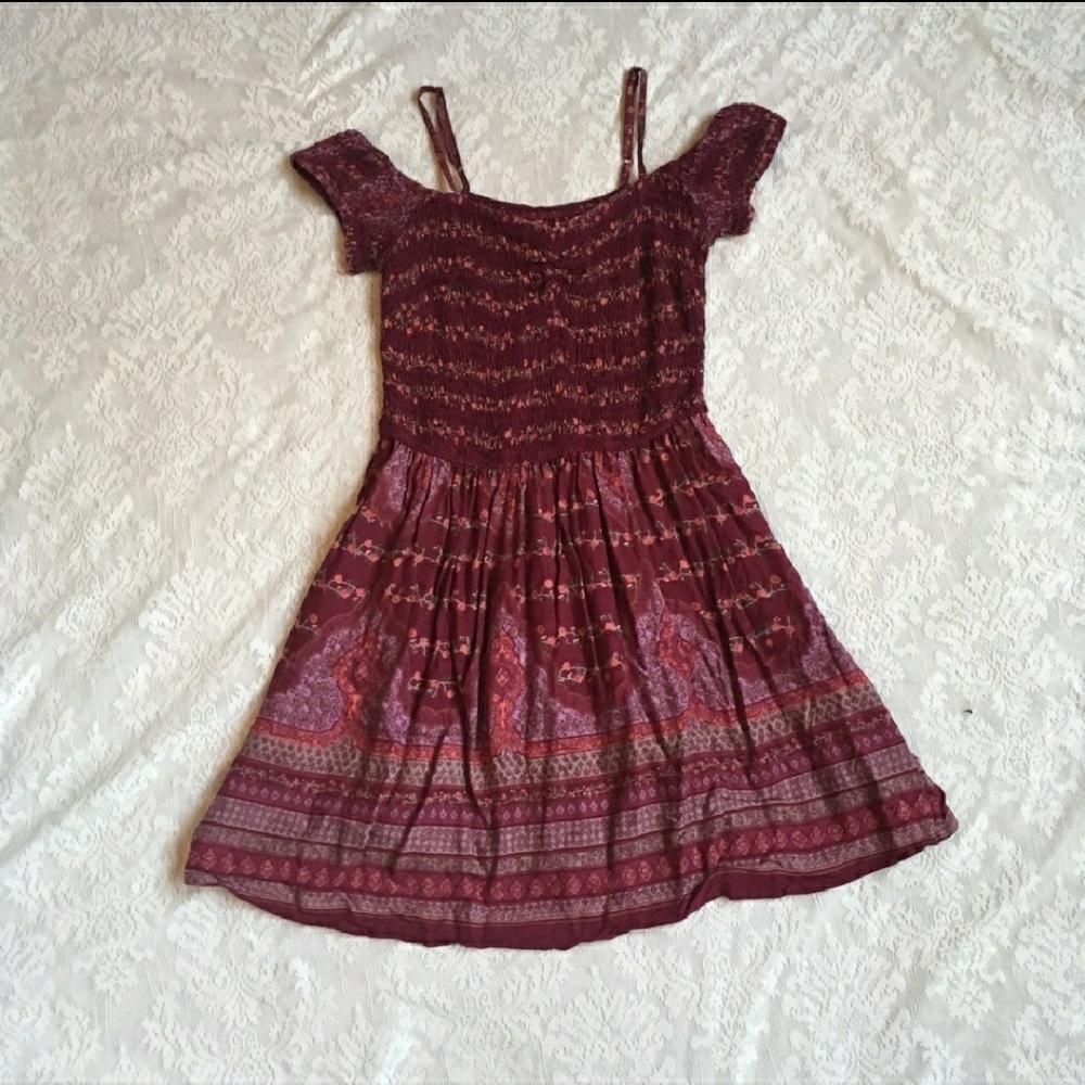 Oh so cute cold shoulder summer sundress.